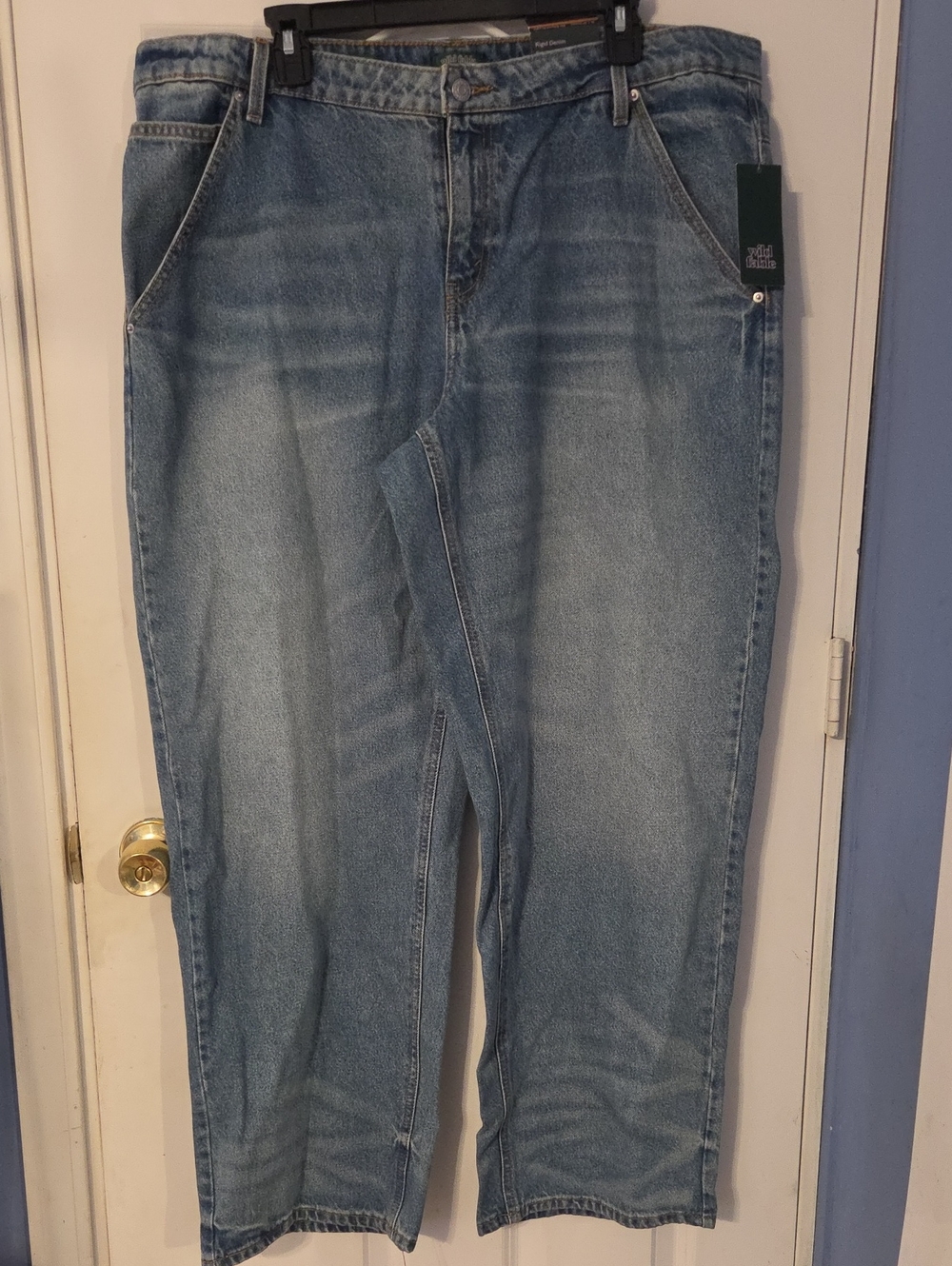 Wild Fable Womans Mid Rise 90s Relaxed Straight Rigid Denim